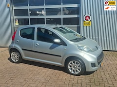 Peugeot 107 - 1.0-12V Urban Move Airco 5 Deurs Lichtmetalen velgen