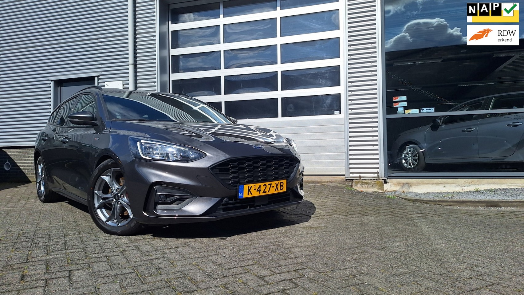 Ford Focus Wagon - 1.0 EcoBoost Hybrid ST Line X Business/Lm*Nav*Camera*Pdc/Enz - AutoWereld.nl
