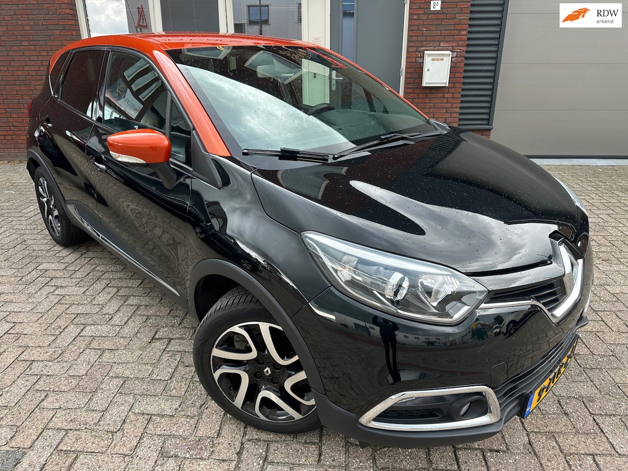 Renault Captur - 0.9 TCe Dynamique / PDC / Clima / Cruise / Vol onderhoud - AutoWereld.nl