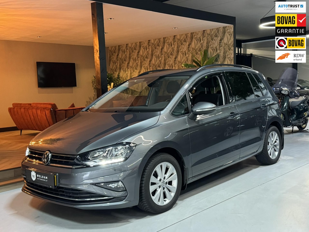 Volkswagen Golf Sportsvan - 1.0 TSI Comfortline|Trekhaak 1.300kg Trekgewicht|Adaptieve Cruise|CarPlay|Navi|LED|PDC|Cli - AutoWereld.nl