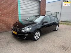 Peugeot 308 SW - 1.2 PureTech Blue Lease Executive NAV. Bj:2016 NAP