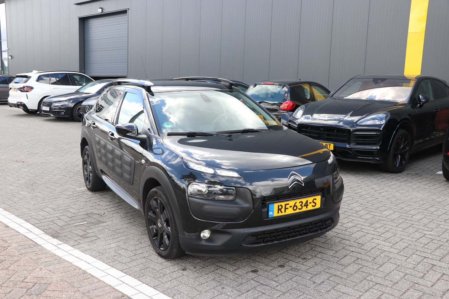 Citroën C4 Cactus - 1.2 PureTech One-Tone 1.2 PureTech One-Tone - AutoWereld.nl