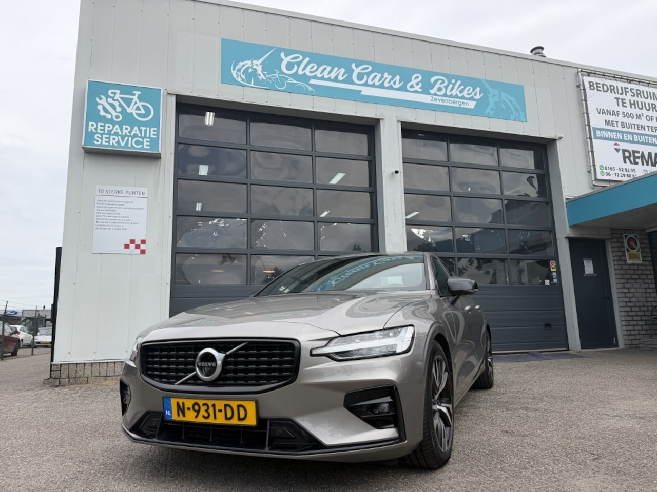 Volvo S60 - 2.0 B3 R-Design 2.0 B3 R-Design - AutoWereld.nl