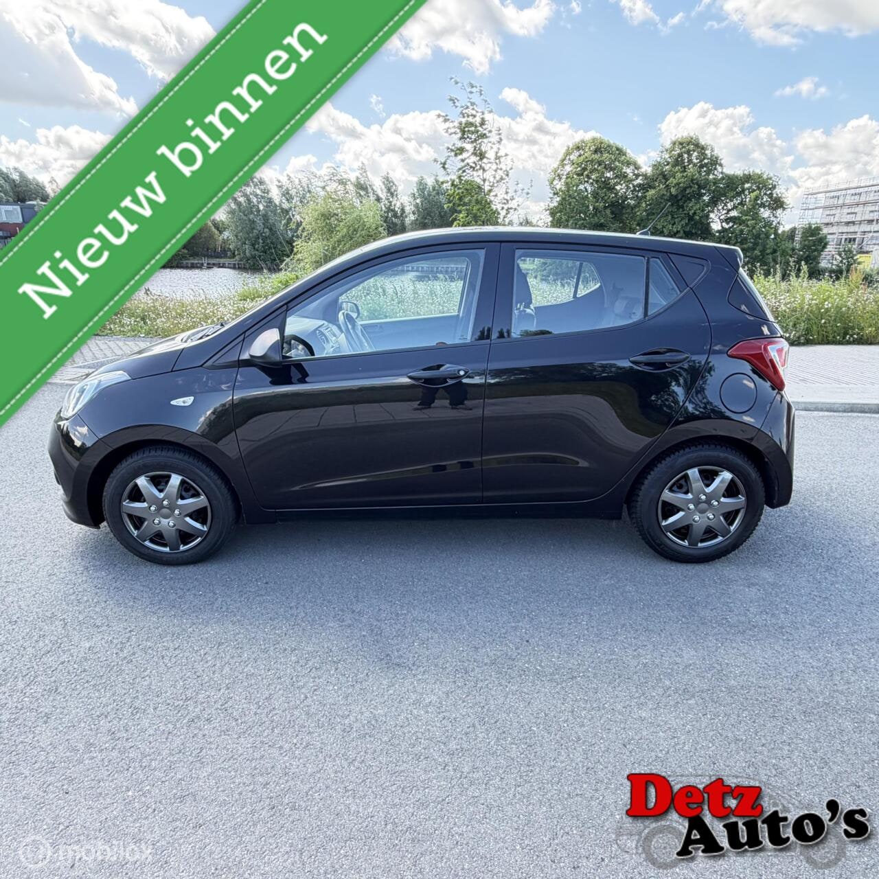 Hyundai i10 - 1.0i i-Motion 5 deurs met airco - AutoWereld.nl