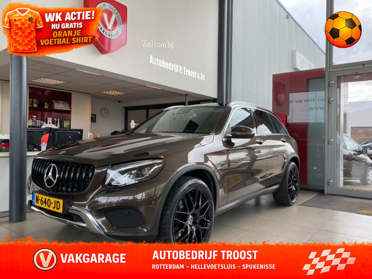 Mercedes-Benz GLC-klasse - 350e 4MATIC Premium Plus 350e 4MATIC Premium Plus,4x4, Hybrid Benzine,Automaat,Panoramadak,NIEUWE 21INCH LMV,Trekha - AutoWereld.nl