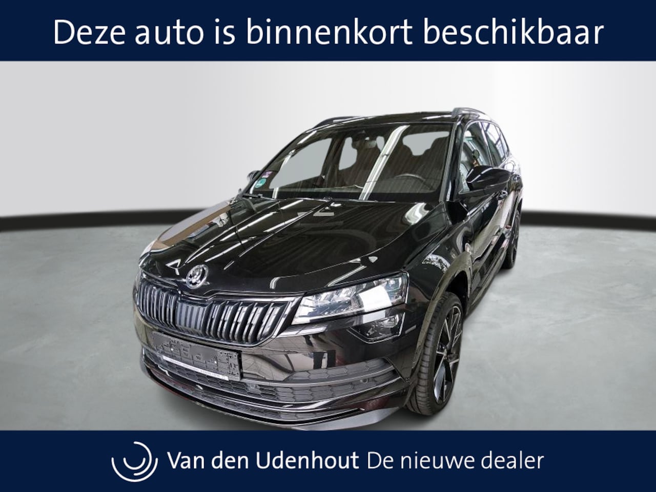 Skoda Karoq - 1.5 TSI 150pk Automaat Sportline Business / Trekhaak / 19 inch l.m. / Travel Assist - AutoWereld.nl