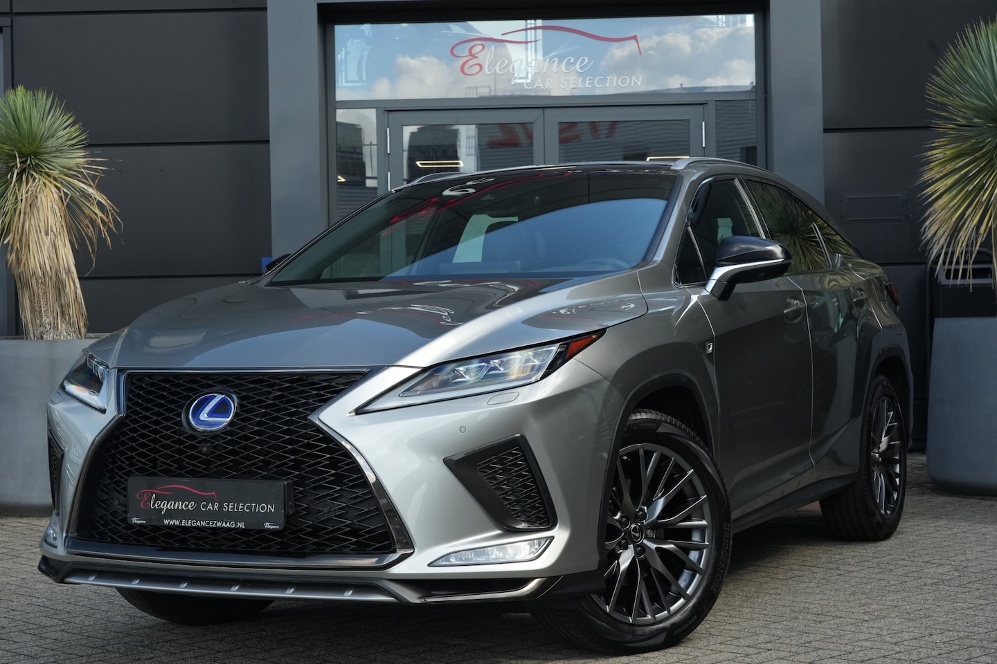 Lexus RX 450h - 4WD F Sport Line 313pk Panoramadak/Trekhaak/MarkLevinson - AutoWereld.nl