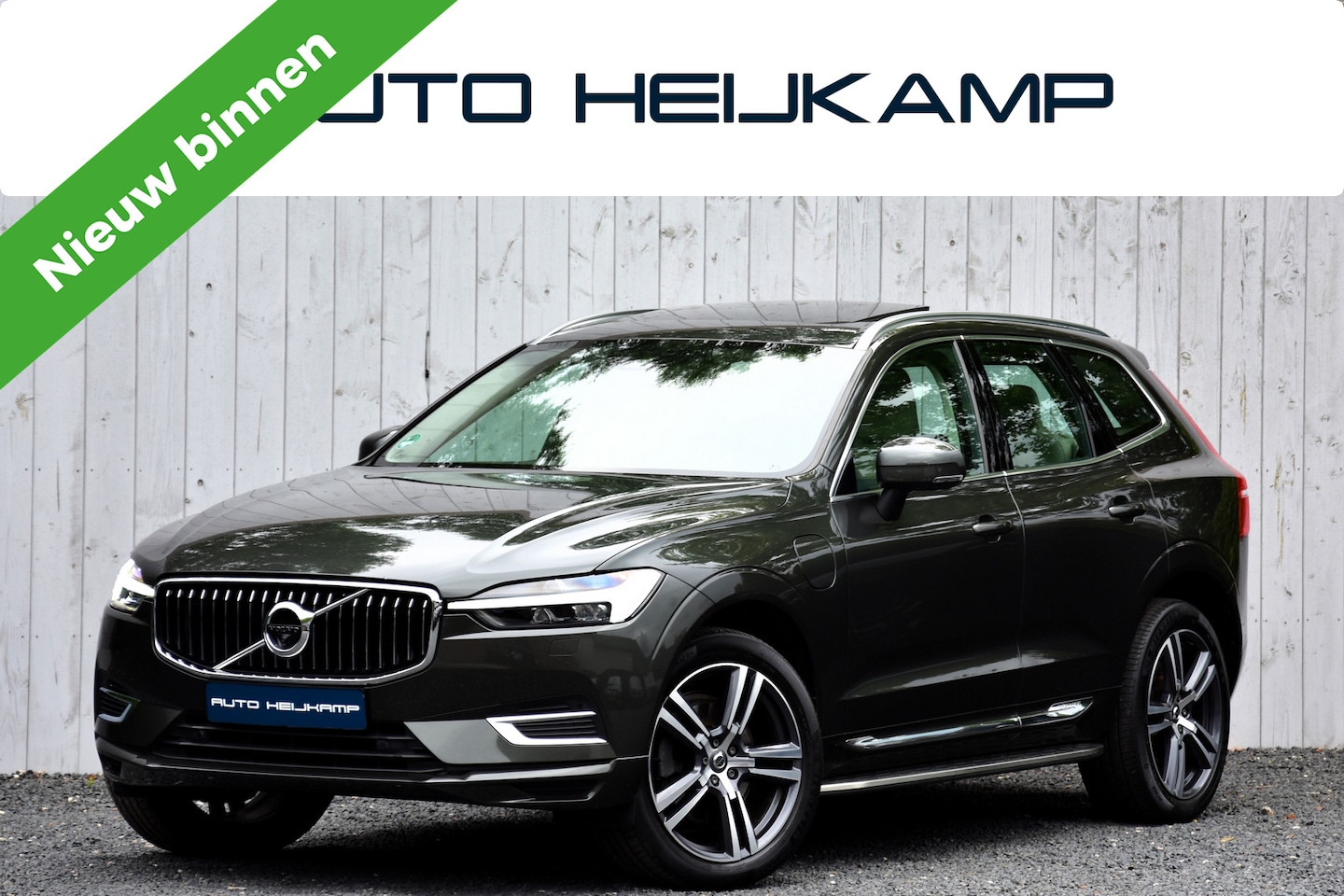 Volvo XC60 - 2.0 Recharge T8 AWD Inscription | Camera | Trekhaak | Pano-dak | - AutoWereld.nl