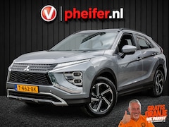 Mitsubishi Eclipse Cross - 2.4 PHEV Instyle Trekhaak/ Stoelverwarming/ Camera/ Full map navigatie/ Carplay