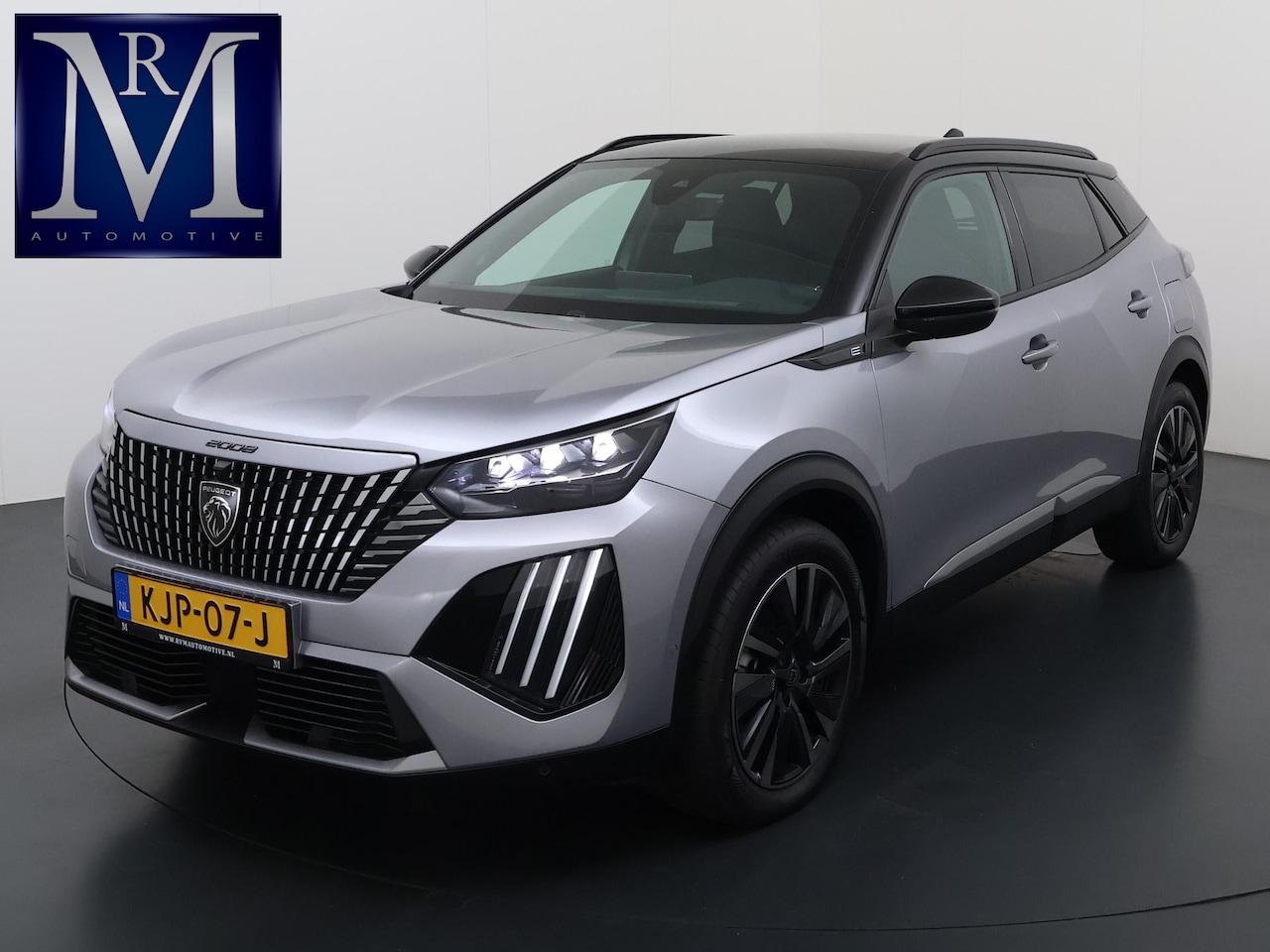 Peugeot e-2008 - GT WARMTEPOMP| SOH 96% | ACHTERUITRIJCAMERA| RIJSTROOK-ASSISTENT| APPLE CARPLAY/ ANDROID A - AutoWereld.nl