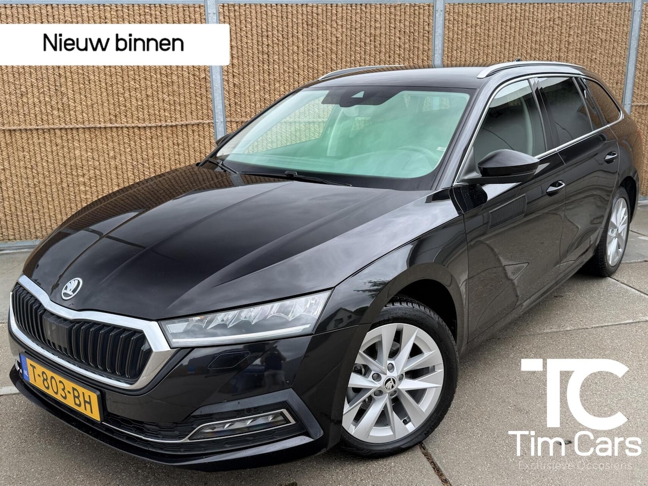 Skoda Octavia Combi - 1.0 e-TSI Business Edition Plus Automaat | LED verlichting | Stoelverwarming | Apple CarPl - AutoWereld.nl