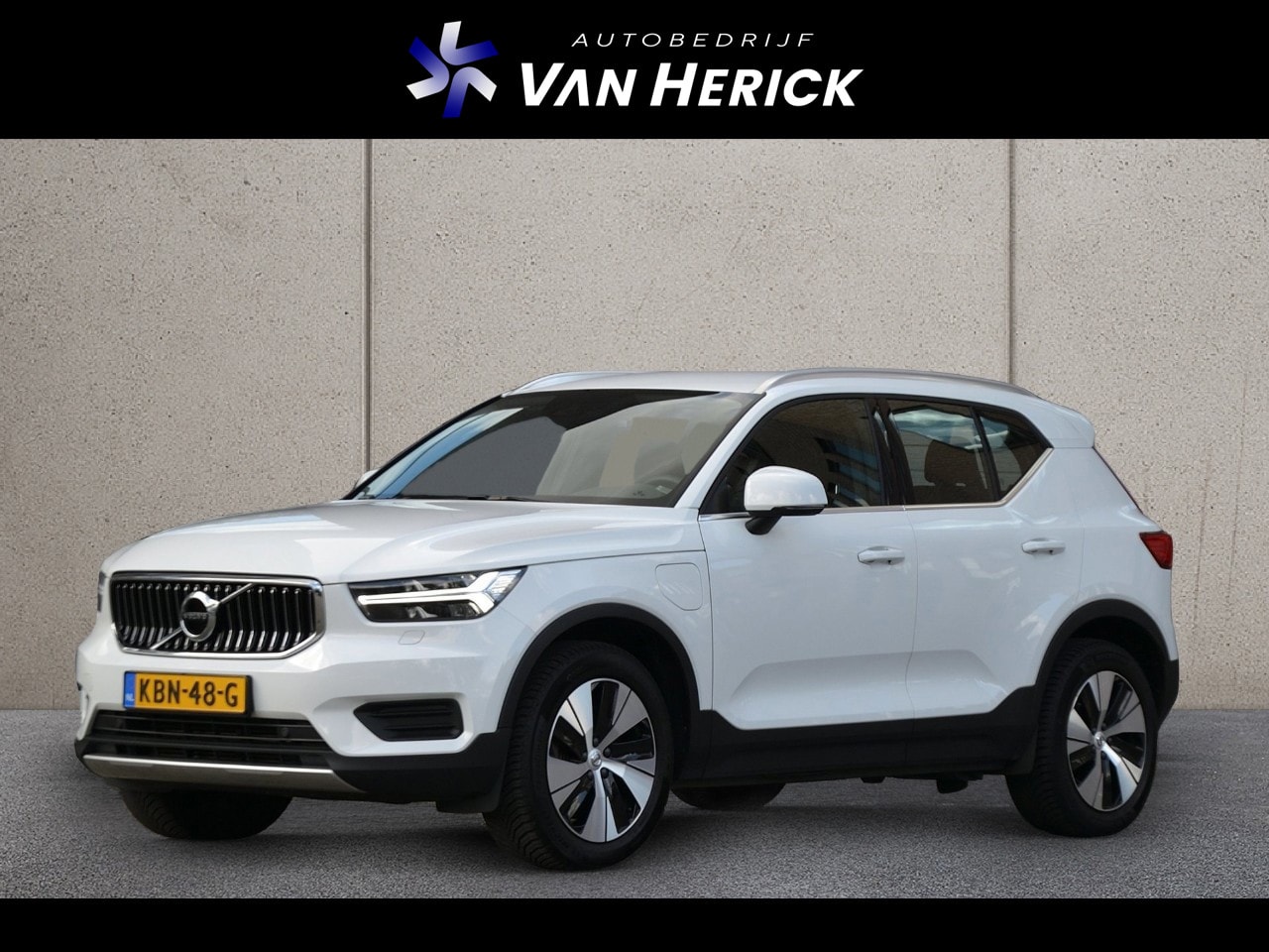 Volvo XC40 - 1.5 T4 Recharge Inscription Expression | Stoel/Stuurverwarming | Carplay - AutoWereld.nl