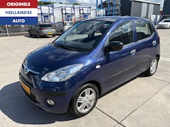 Hyundai i10 - 1.1 Active Airco Parkeersensoren 4Season Banden