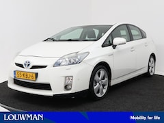 Toyota Prius - 1.8 Dynamic | Navigatie | Parkeersensoren | Climate Control | LM Velgen |