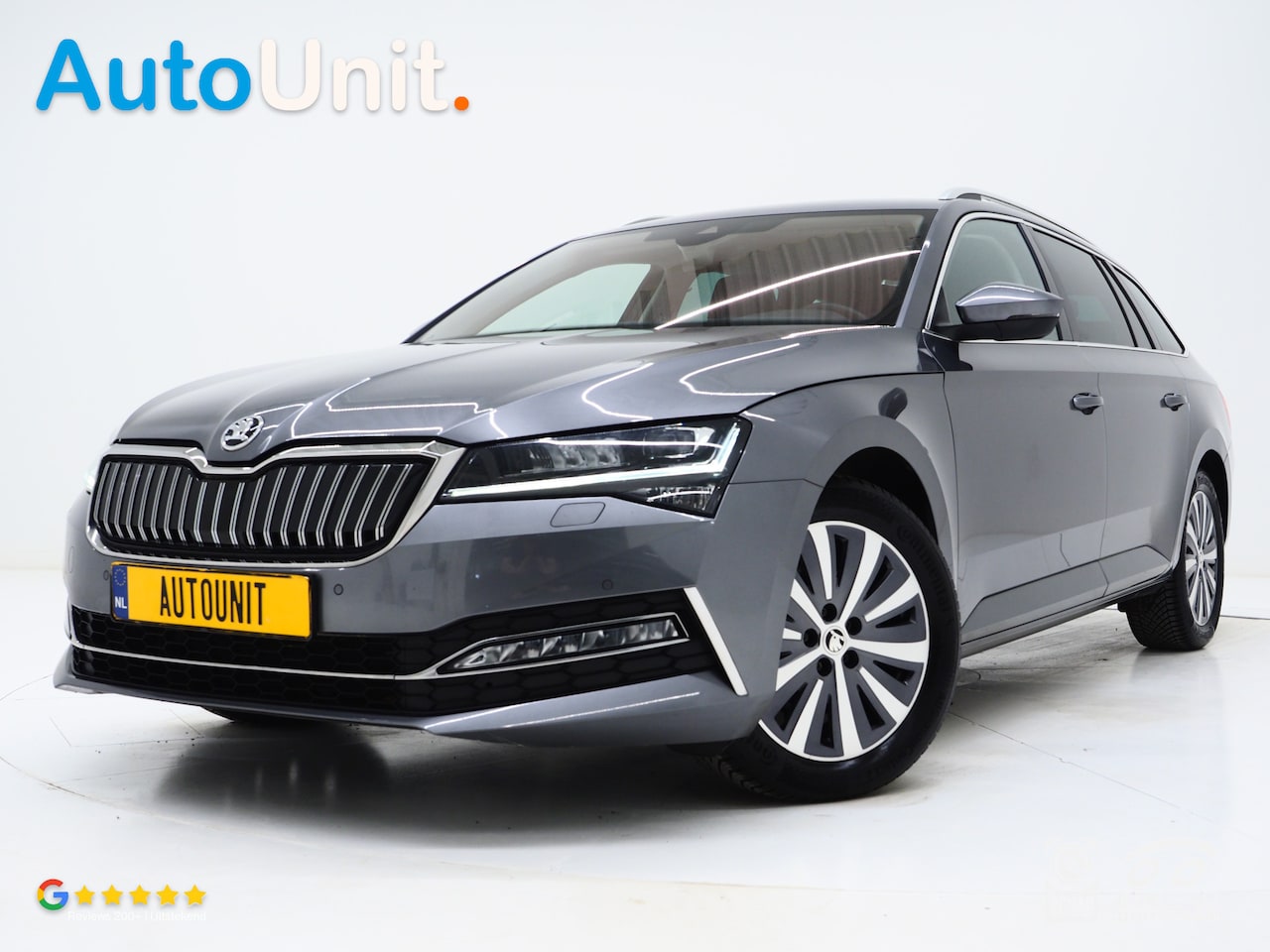 Skoda Superb Combi - 1.4 TSI iV Style | Leder/Alcantara | Camera | Keyless | Memory | Virtual | Adaptive Cruise - AutoWereld.nl
