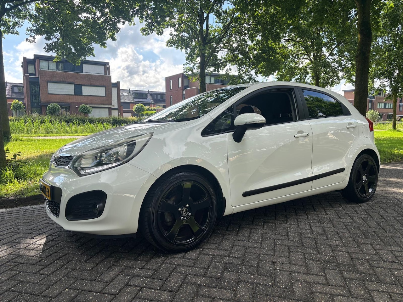 Kia Rio - 1.2 CVVT Super Pack 1.2 CVVT Super Pack - AutoWereld.nl
