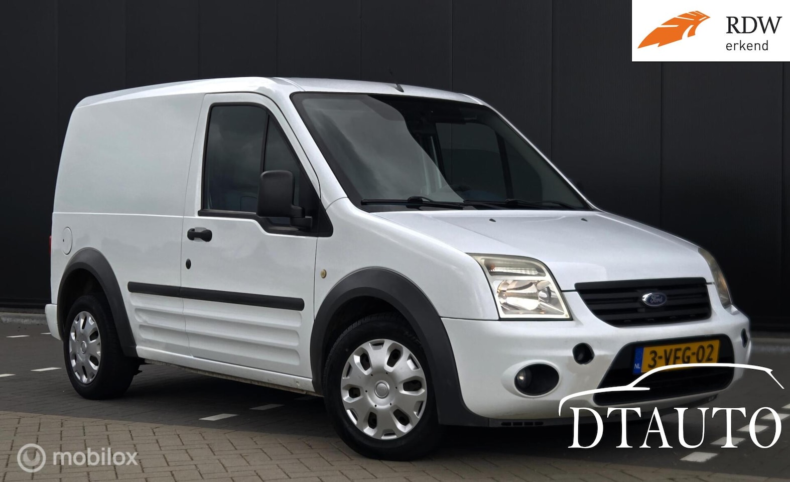 Ford Transit Connect - 1.8 TDCi Apple Carpl Camera Airco Trekh - AutoWereld.nl