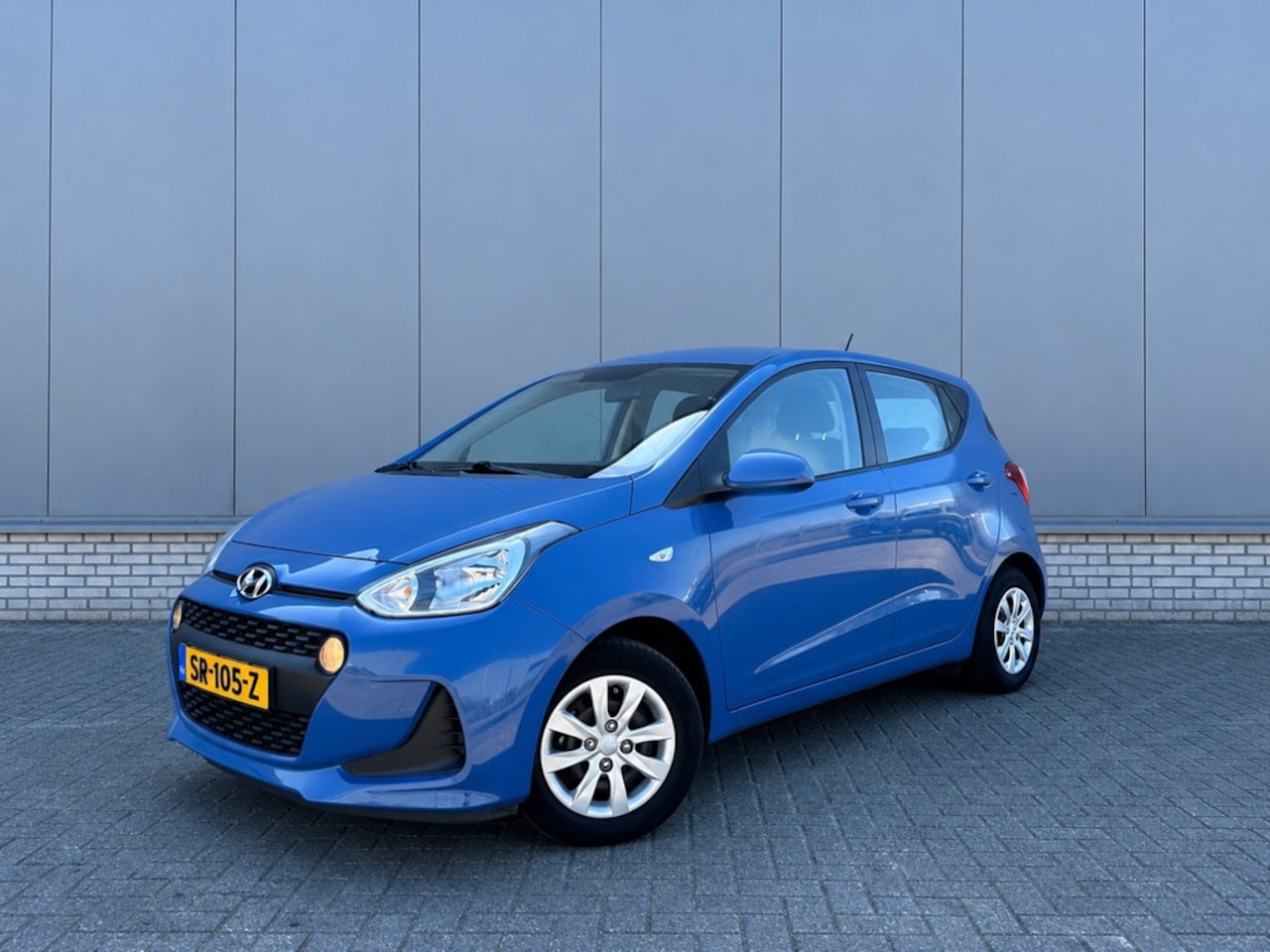 Hyundai i10 - 1.0i Comfort | Carplay | NL Auto | Dealer onderhouden - AutoWereld.nl