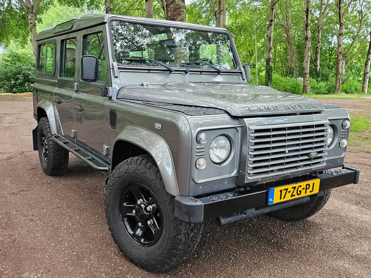 Land Rover Defender 110 - 2.4 TD SW Xtech 7-zits - AutoWereld.nl