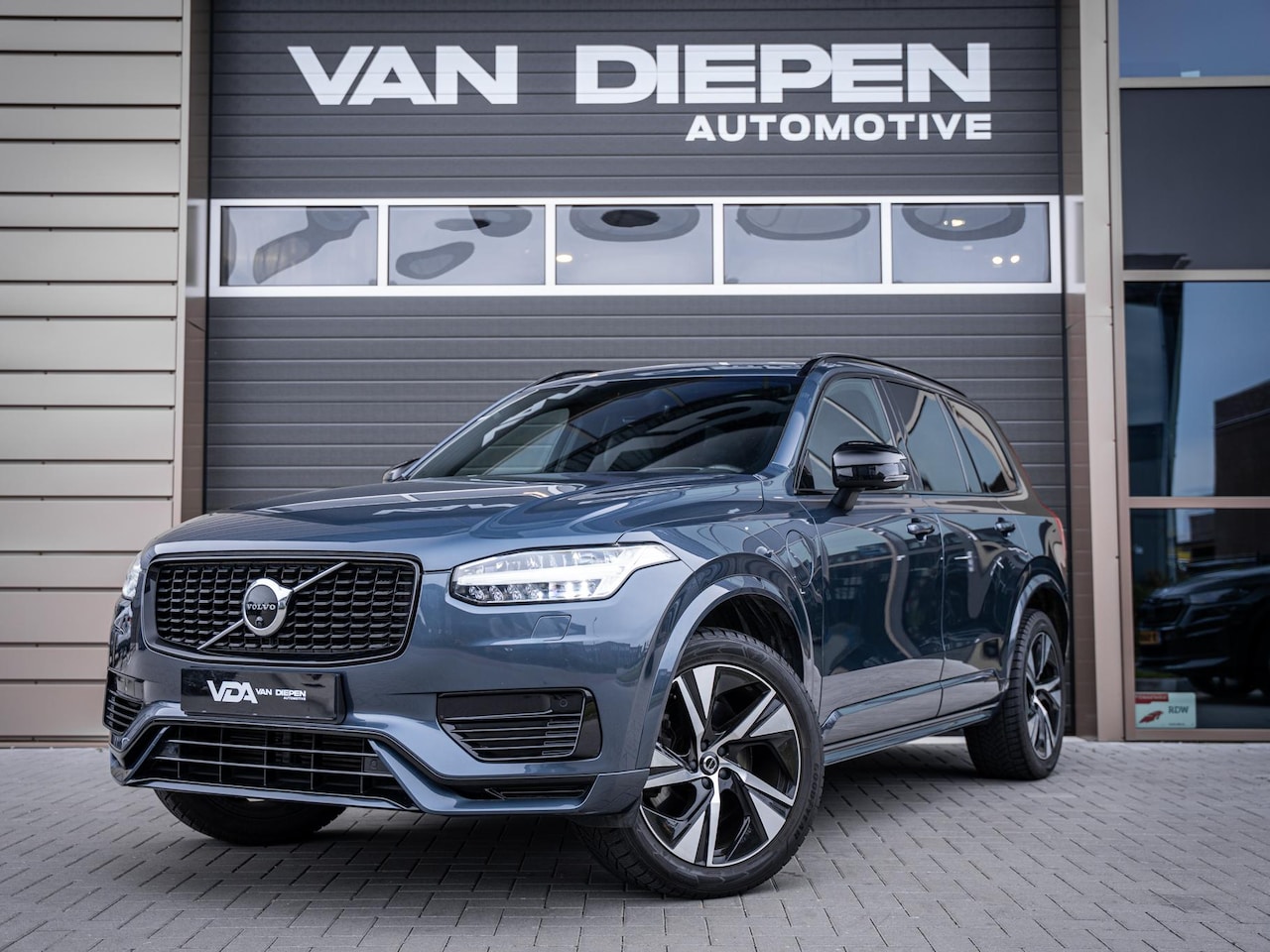 Volvo XC90 - 2.0 T8 Recharge AWD R-Design 7P - Long Range l Pano l Memory l Trekh l H/Kardon l 360cam - AutoWereld.nl