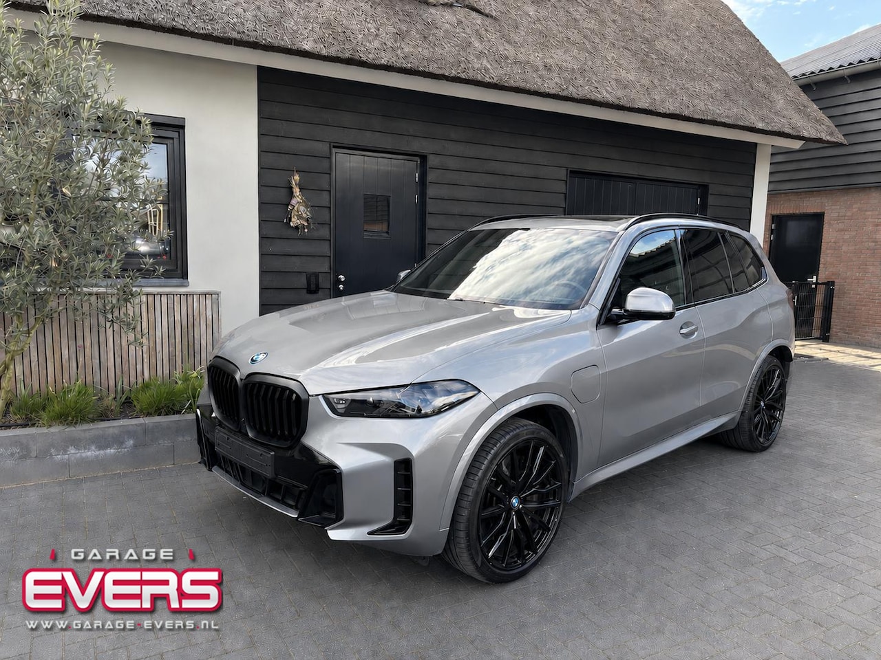 BMW X5 - xDrive50e M-Sport|Pano|H&K|Trekhaak|22"|Head-up| Soft-Close|Ative Steering| - AutoWereld.nl