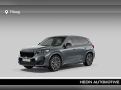 BMW iX1 - xDrive30 Launch Edition 67 kWh M Sport Pakket | Head-Up Display | Comfort Access | Glazen