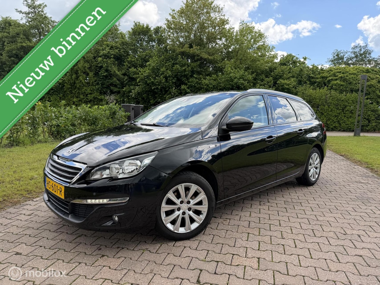 Peugeot 308 SW - 1.2 PureTech Style 1.2 PureTech Style, Clima, Navi, Cruise, Trekhaak - AutoWereld.nl
