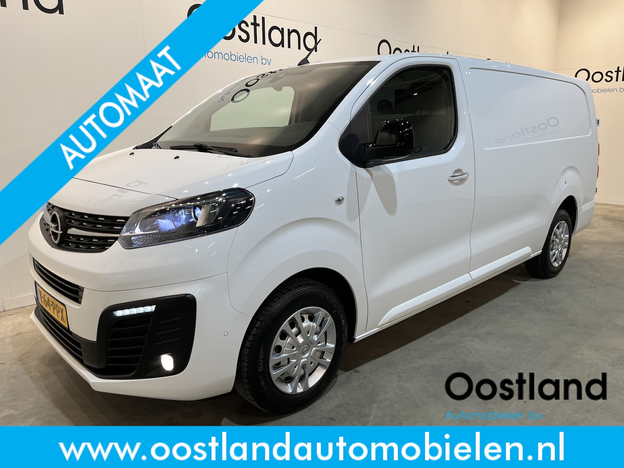 Opel Vivaro - 2.0 CDTI L3H1 Innovation 180 PK Automaat / Airco / CarPlay / Camera / Cruise Control / Nav - AutoWereld.nl