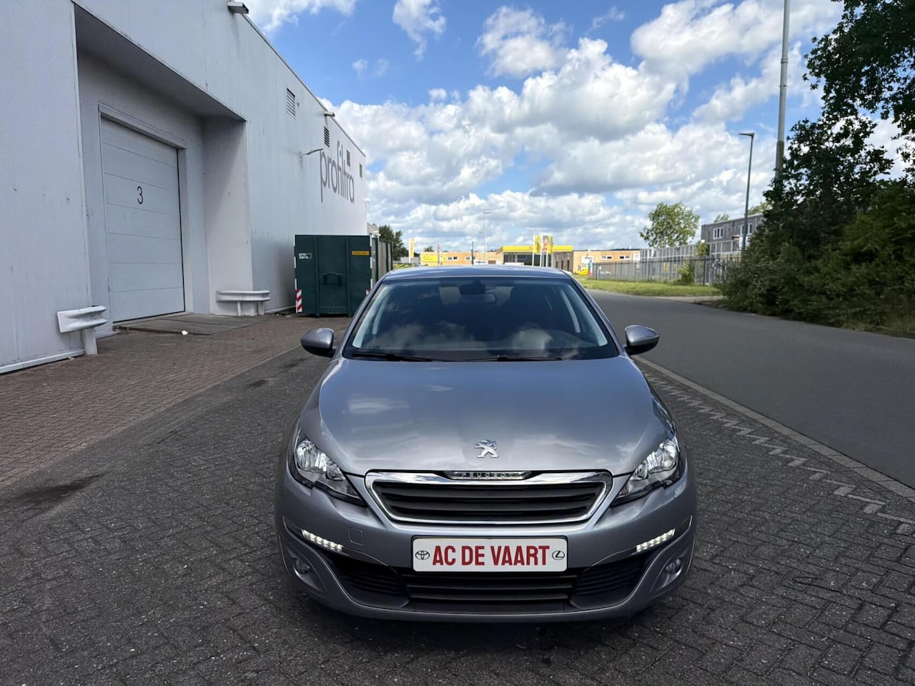 Peugeot 308 - 1.2 PureTech Style - 131PK/1EIGENAAR/NAVI/CLIMA - AutoWereld.nl