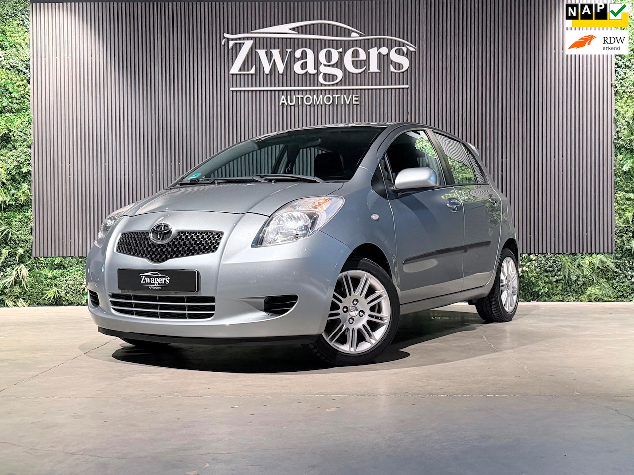 Toyota Yaris - 1.3 VVTi Sol | Airco | 5.drs | - AutoWereld.nl