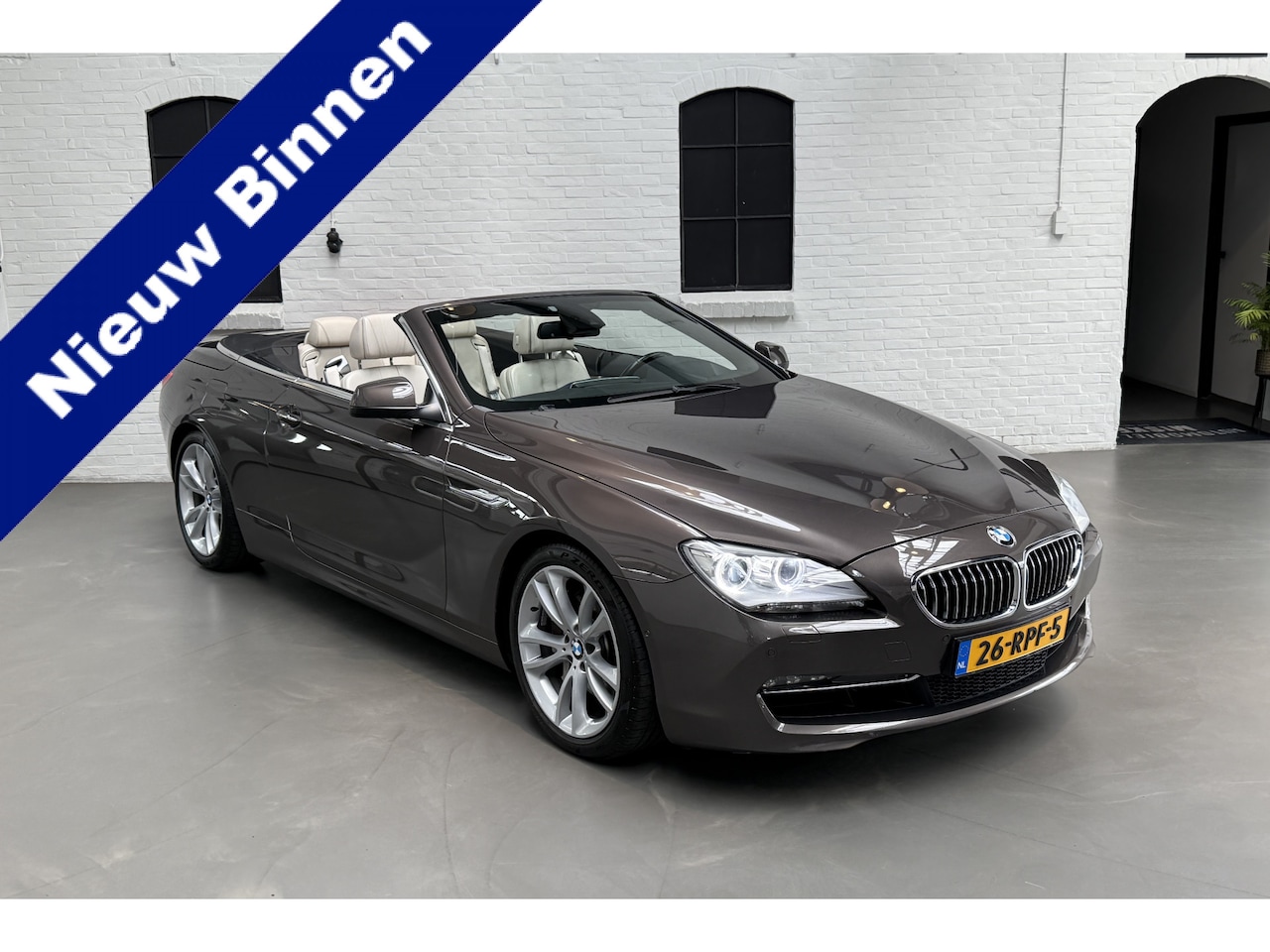 BMW 6-serie Cabrio - 640i High Executive Stoelverwarming - Head-up display - Achteruitrijcamera - AutoWereld.nl