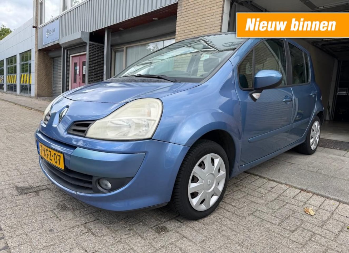 Renault Modus - 1.2-16V Expression AUTOMAAT AIRCO PDC TREKHAAK NAP APK 2-2027 - AutoWereld.nl