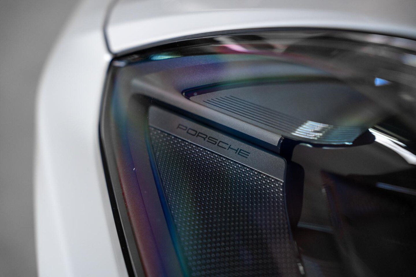 Porsche Cayenne Coupé - 3.0 S E-Hybrid / Sport Design / PASM / Sport Chrono / Headup / 18-voudige sportstoelen / A - AutoWereld.nl