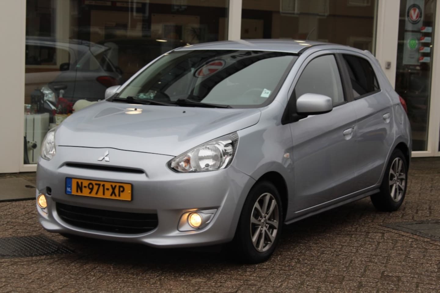 Mitsubishi Space Star - 1.2 INVITE AUTOMAAT - AutoWereld.nl