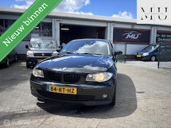 BMW 1-serie - 116i 06/27 APK CARPLAY