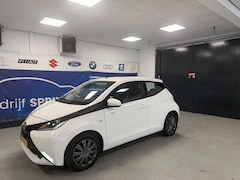 Toyota Aygo - 1.0 VVT-i x-play achteruitcamera/carplay