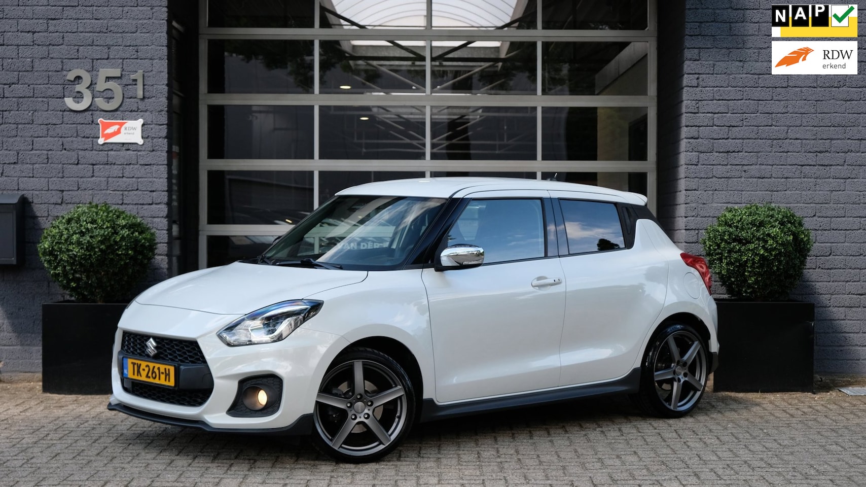 Suzuki Swift - 1.4 Sport 140PK ACC|Carplay|Camera|Vol! - AutoWereld.nl