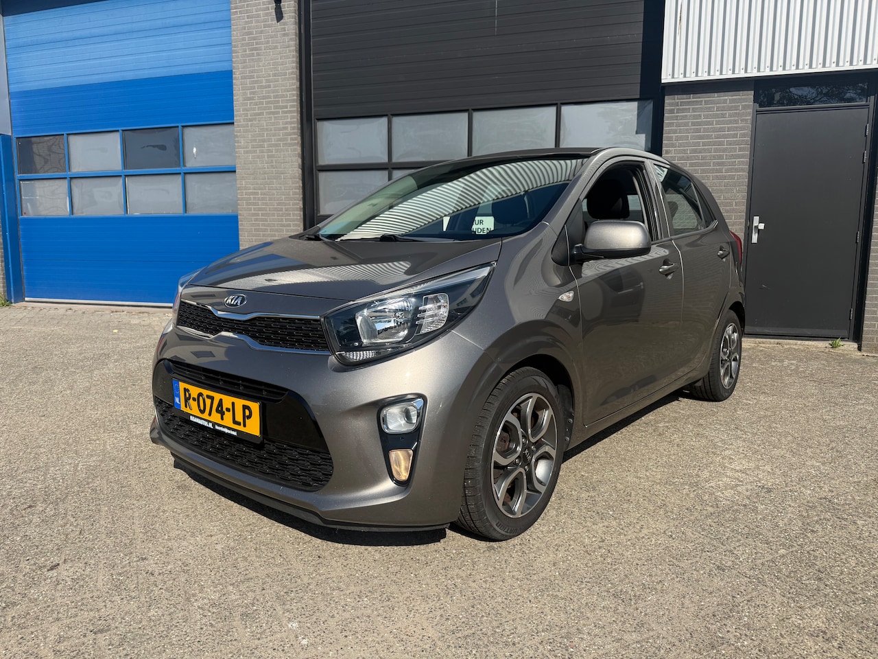 Kia Picanto - Deze Kia Picanto is de ideale auto voor wie op zoek is naar betaalbaar, De Picanto staat b - AutoWereld.nl