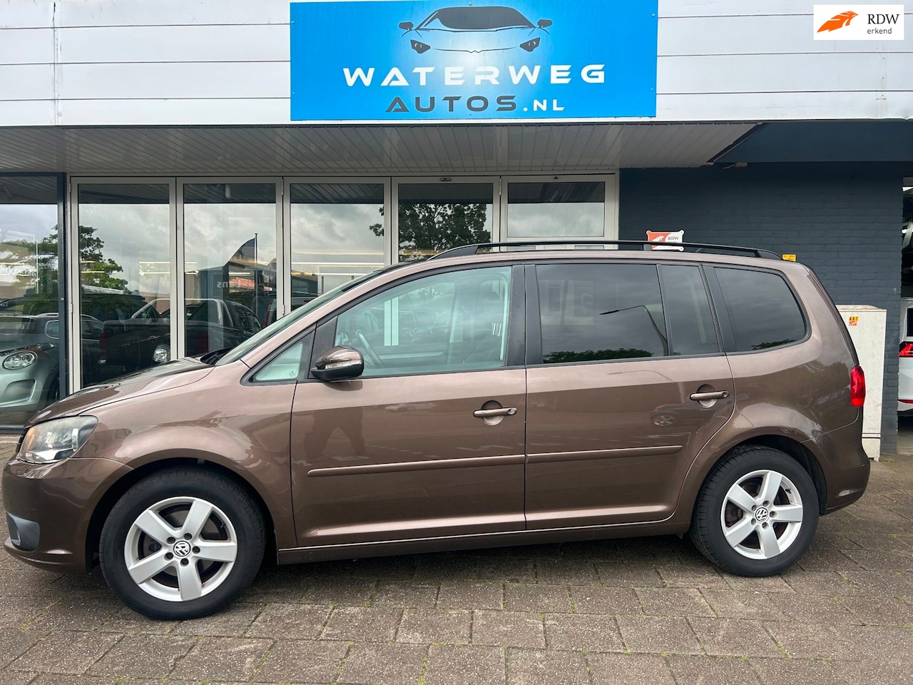 Volkswagen Touran - 1.4 TSI Trendline 7pers Airco/Navi/Panodak - AutoWereld.nl