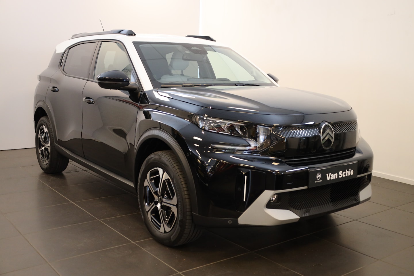 Citroën C3 Aircross - Hybrid 145 Max Automaat-6 Stoelverw. | Camera | Sensoren v+a | 2-Tone - AutoWereld.nl