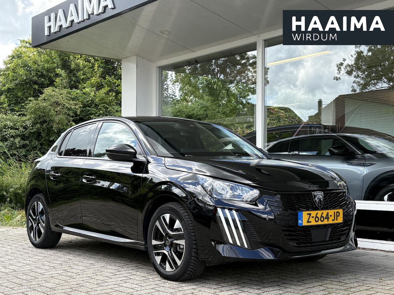 Peugeot 208 - 1.2T 100pk Allure | Achteruitrijcamera | Afneembare trekhaak | Navigatie | Adaptive Cruise - AutoWereld.nl