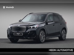 BMW iX1 - eDrive20 67 kWh M Sport Edition M sport pro | 20 inch | Innovation pack | Travel pack Dire