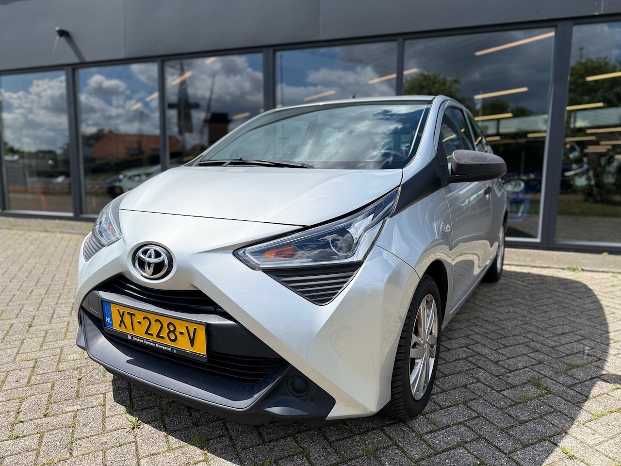 Toyota Aygo - 1.0 VVT-i x-fun 1.0 VVT-i x-fun - AutoWereld.nl