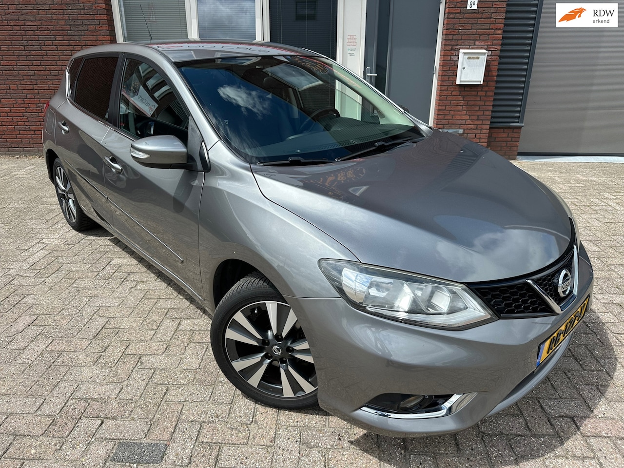 Nissan Pulsar - 1.2 DIG-T N-Connecta / 1e Eig / Navi / Camera / DAB / NAP - AutoWereld.nl