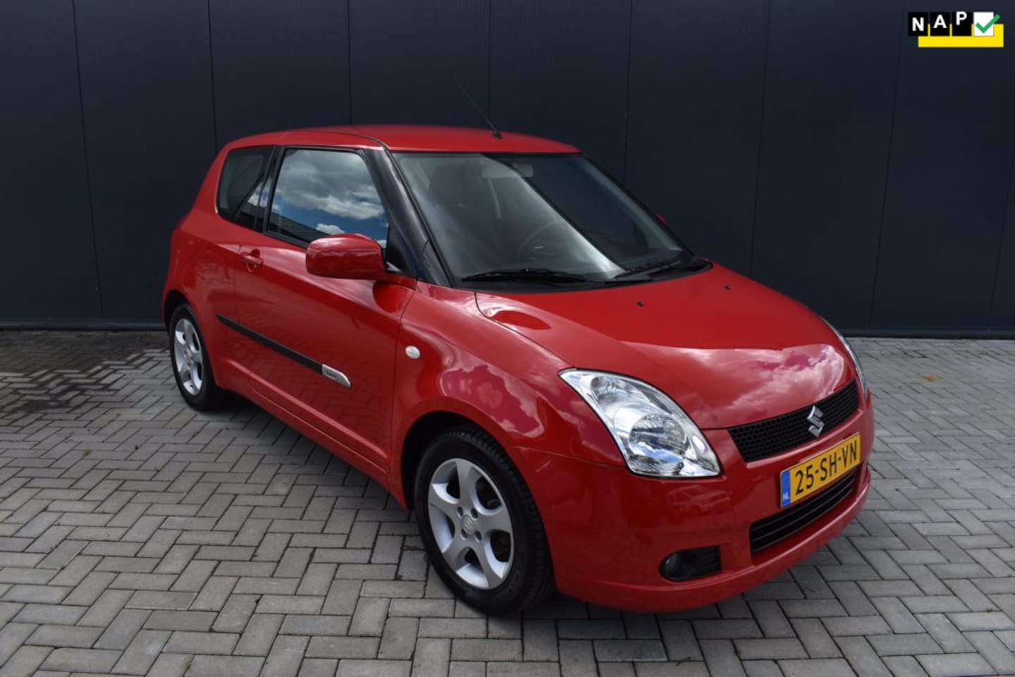 Suzuki Swift - 1.3 Exclusive |AUTOMAAT|75DKM|AIRCO| - AutoWereld.nl