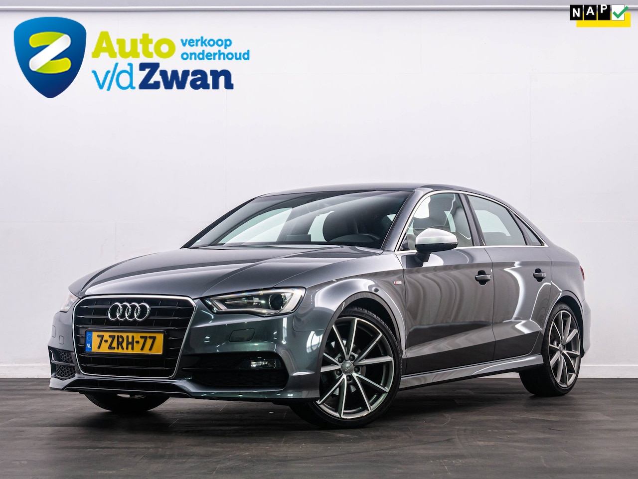 Audi A3 Limousine - 1.4 TFSI CoD S-Line Sport Uitv. Navi/19" - AutoWereld.nl