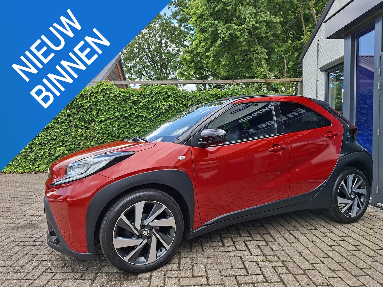 Toyota Aygo X - 1.0 VVT-i MT Premium Cabrio, ad. cruise, Apple/Android - AutoWereld.nl