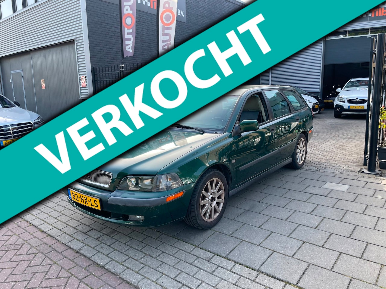 Volvo V40 - 1.8 Europa Sports Trekhaak Airco NAP APK - AutoWereld.nl