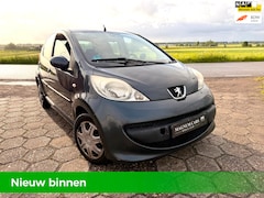 Peugeot 107 - 1.0-12V XS AIRCO 5D NIEUWE APK ELEK RAMEN AUX