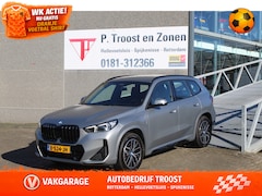 BMW X1 - xDrive25e Orig NL auto/Dealeronderhouden/Sfeerverlichting/Apple carplay/Navigatie/Achterui
